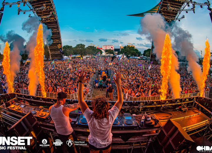 TVBOO & Jantsen performing at Sunset Music Festival