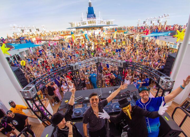 Press photo of Groove Cruise.