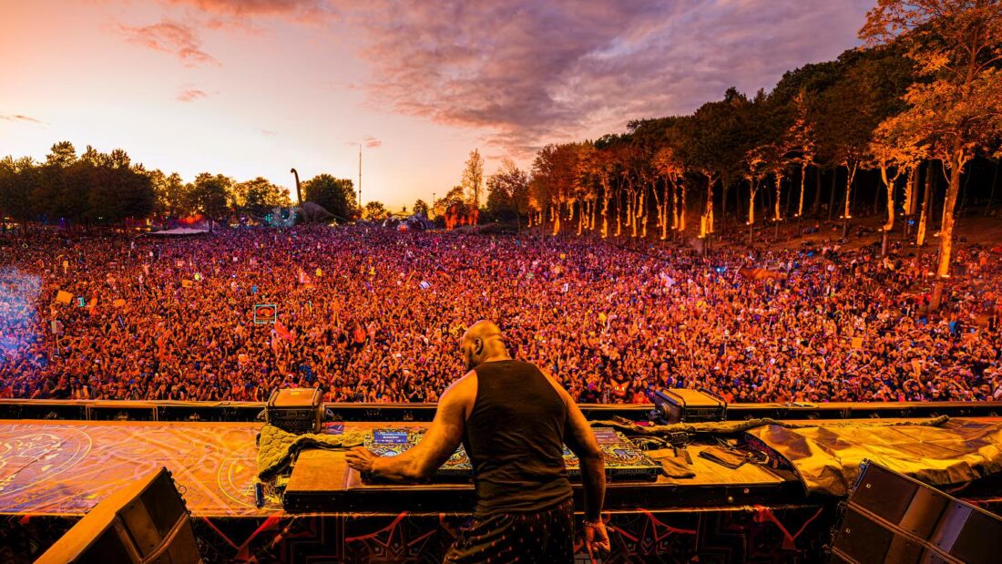 DJ Diesel on stage at Lost Lands